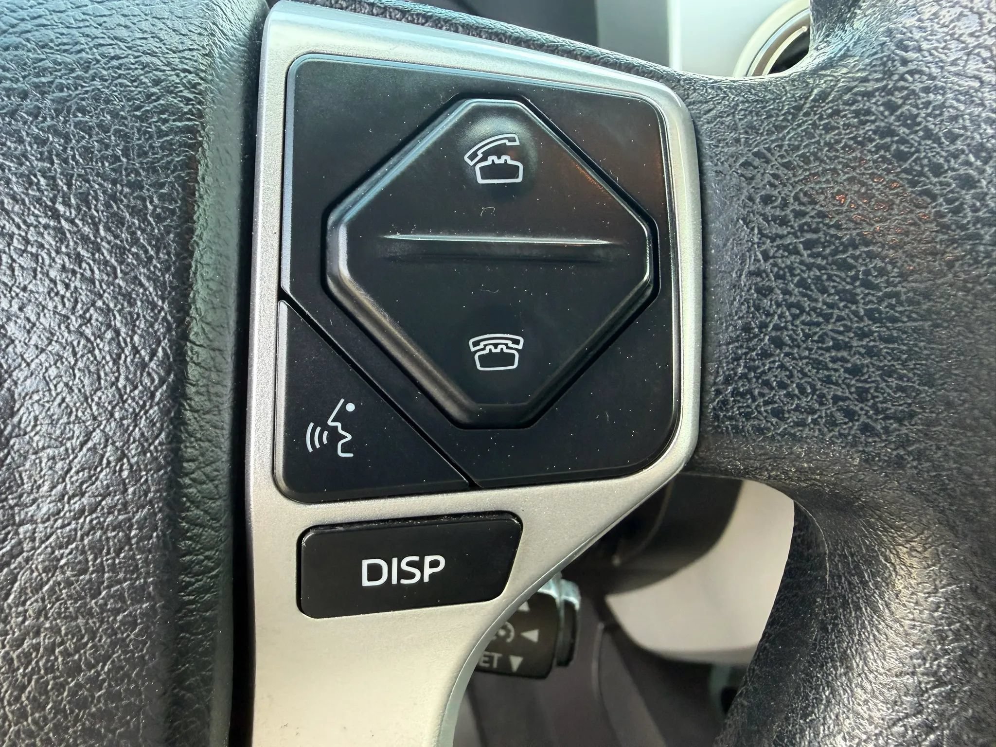 Used 2016 Toyota Tundra SR5 w/ TRD Off Road Package AWD/4WD image 35