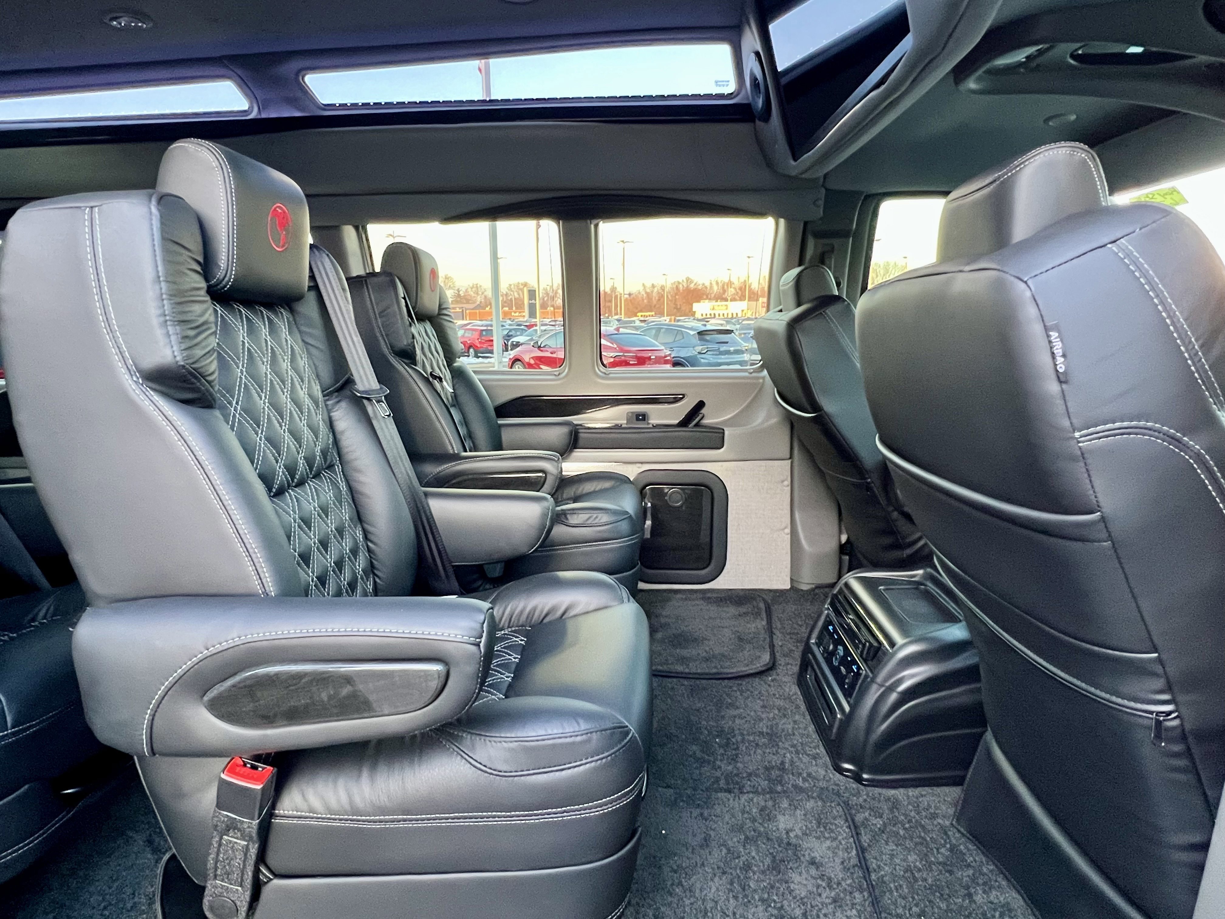 New 2025 GMC Savana 2500 Extended w/ Driver Convenience Package image 22