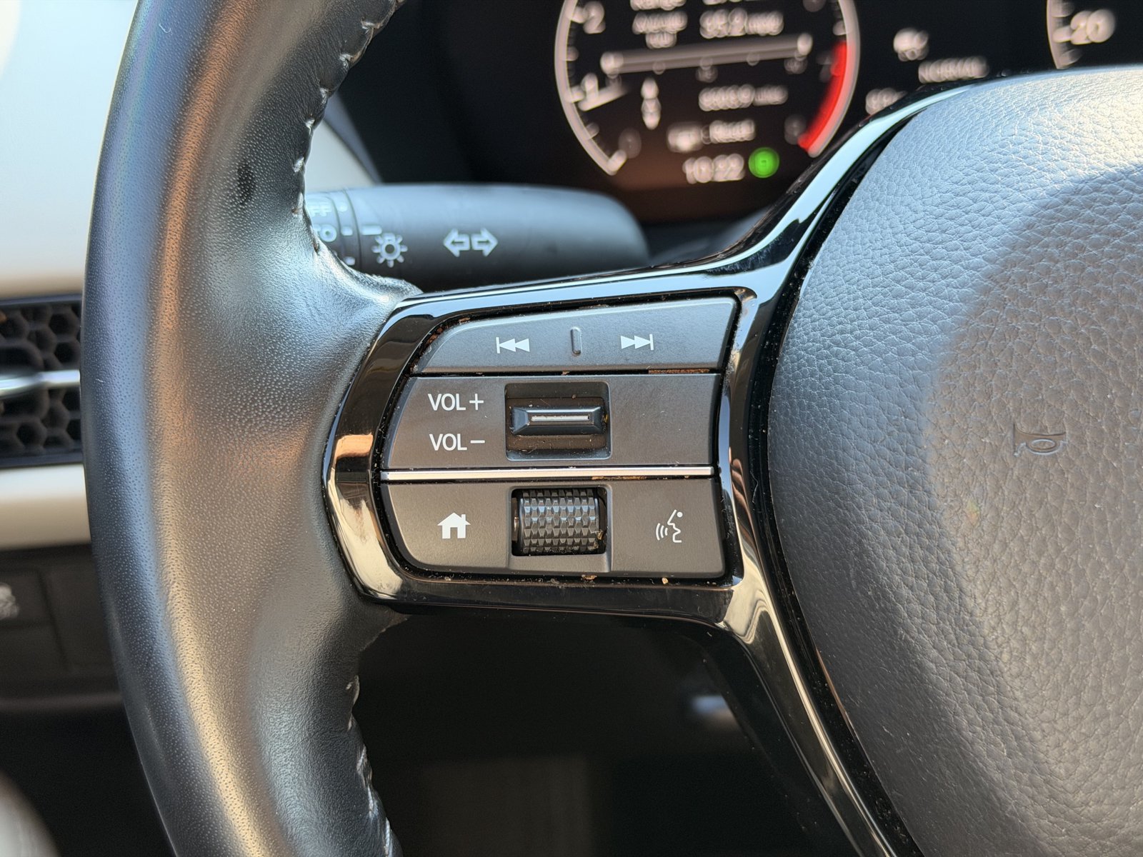 Used 2025 Honda HR-V EX-L image 19