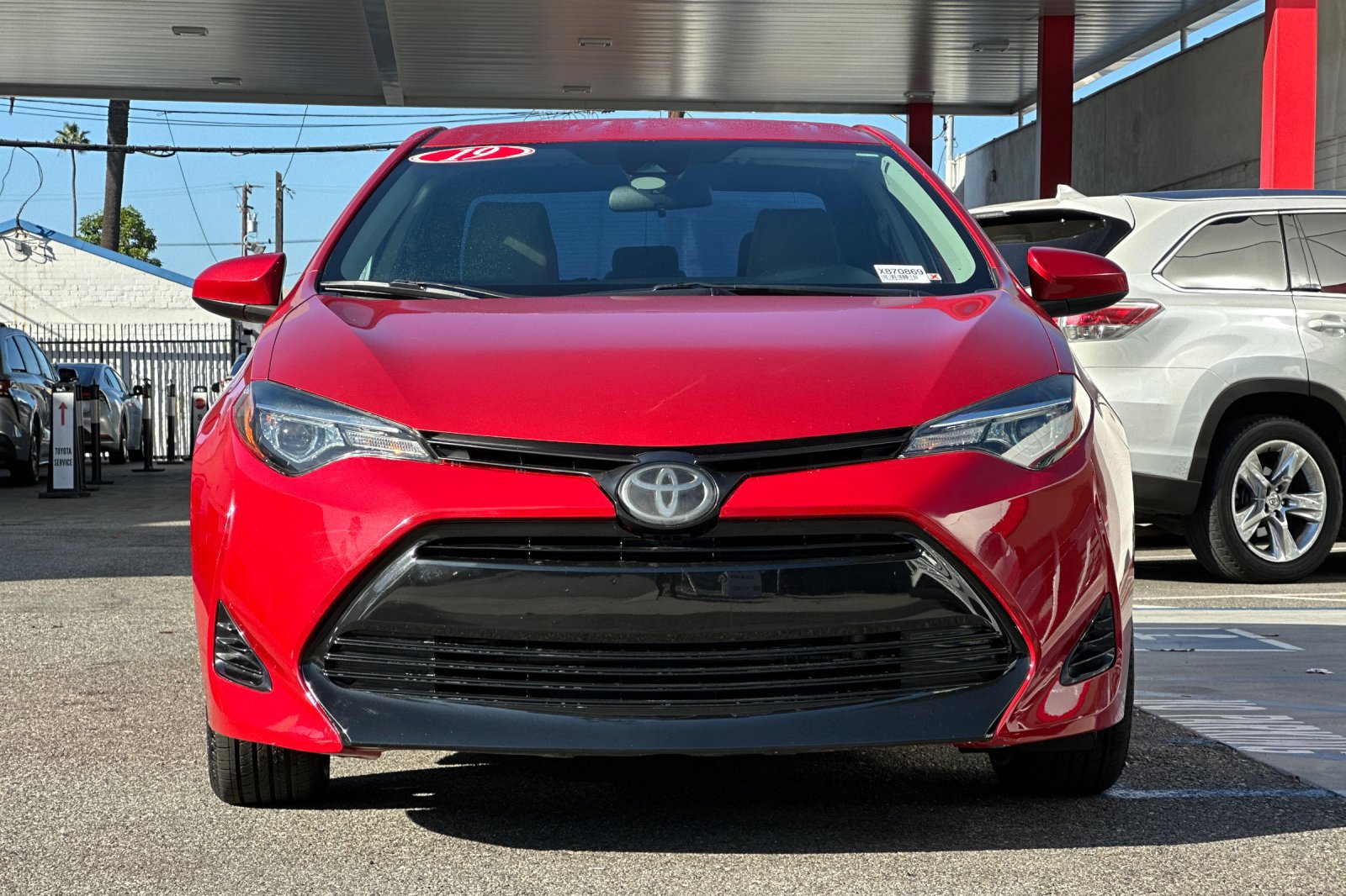 Used 2019 Toyota Corolla LE w/ Carpet Mat Package (TMS) FWD image 9