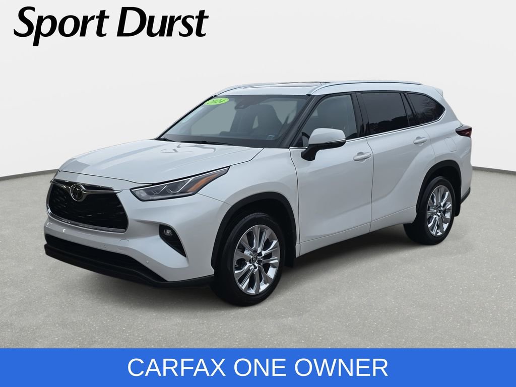 Used 2024 Toyota Highlander Limited image 1