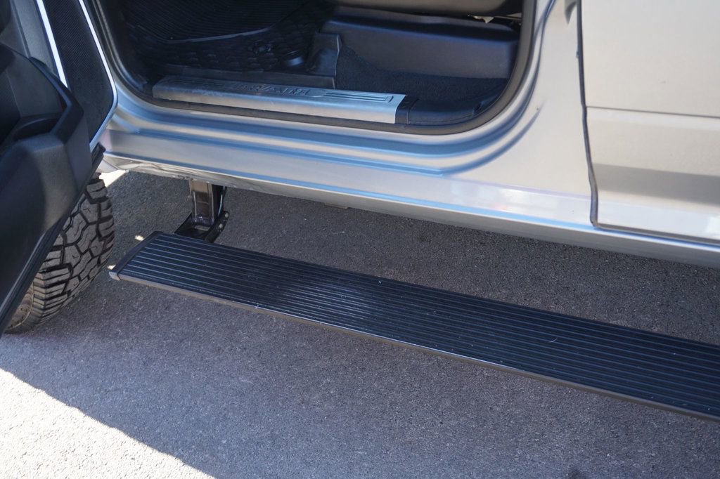 Used 2019 RAM 2500 Laramie image 19