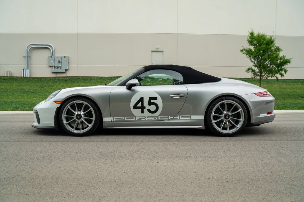 Used 2019 Porsche 911 Speedster RWD image 7