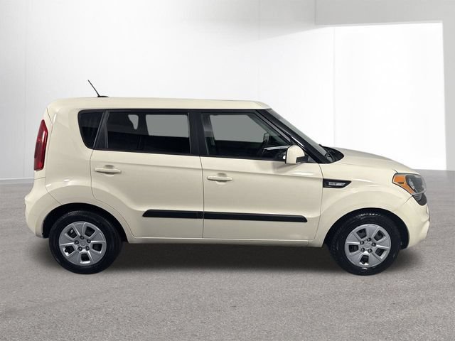 Used 2012 Kia Soul FWD image 32