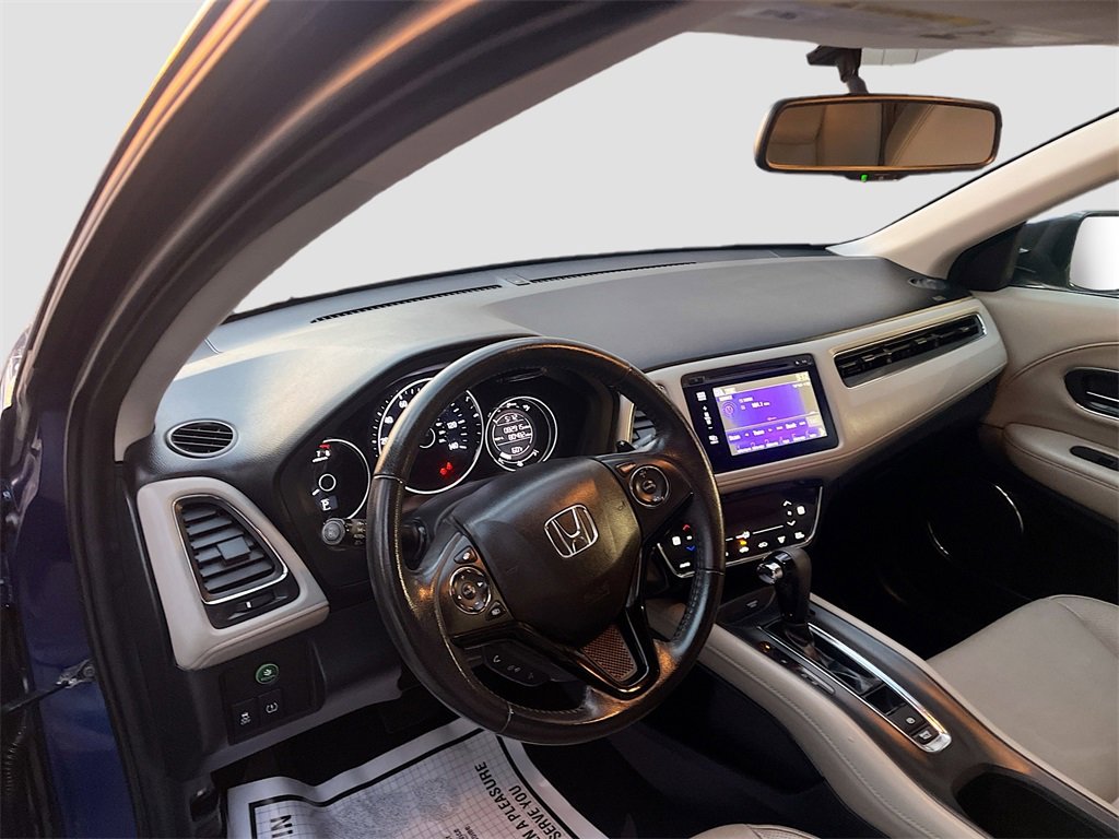 Used 2017 Honda HR-V EX-L image 9