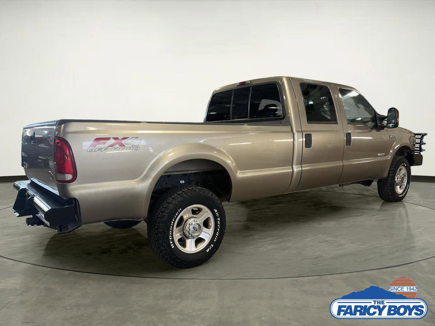 Used 2005 Ford F350 Lariat image 4