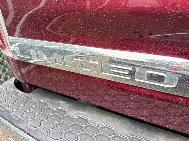 Used 2018 RAM 1500 Limited AWD/4WD image 8
