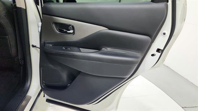 Certified 2024 Nissan Murano SV w/ SV Midnight Edition Package image 28