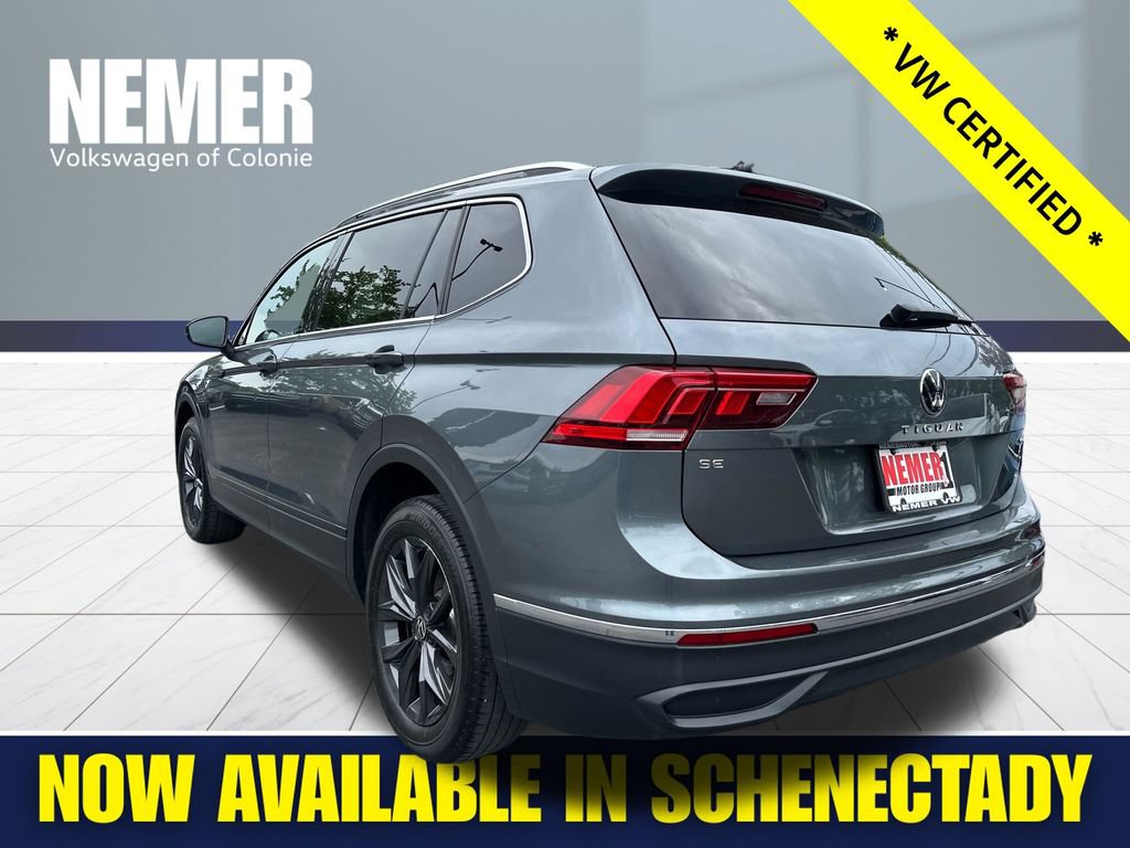 Certified 2024 Volkswagen Tiguan SE AWD/4WD image 2
