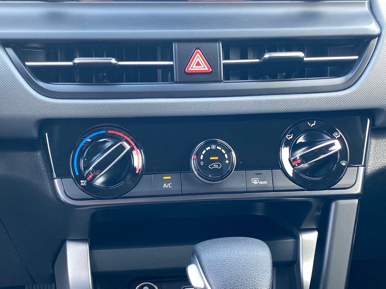 New 2026 Kia Seltos LX image 21