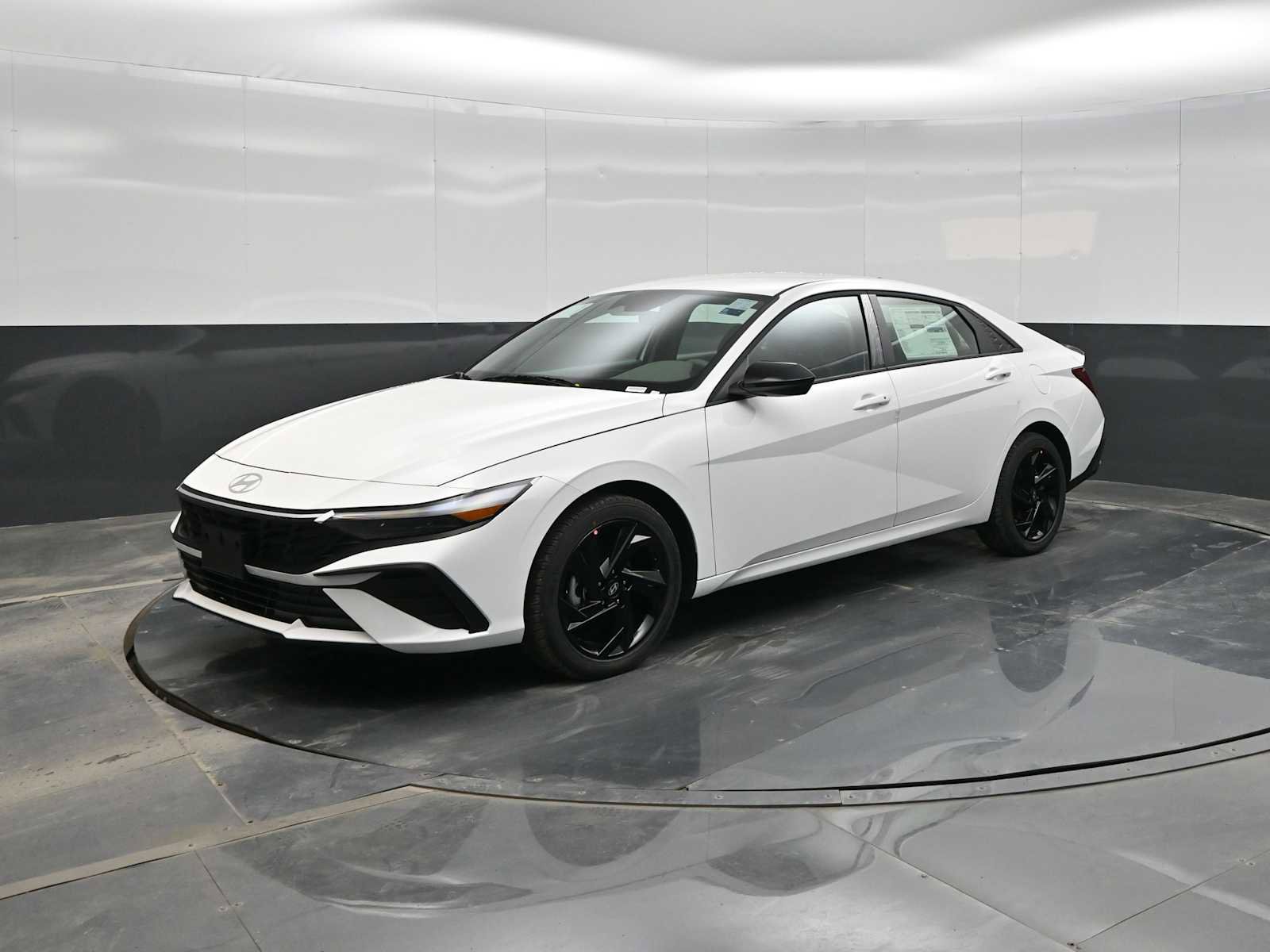 New 2026 Hyundai Elantra Sport image 4