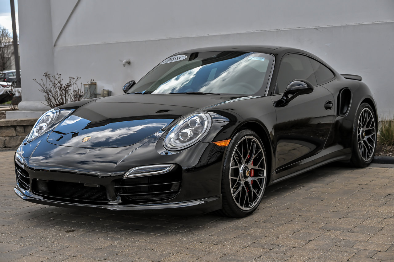 Used 2016 Porsche 911 Turbo image 3