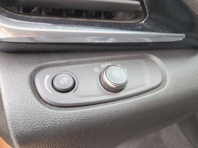 Used 2024 Buick Envista Sport Touring w/ Convenience I Package image 32