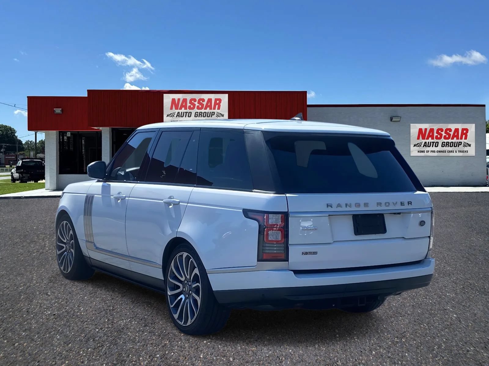 Used 2016 Land Rover Range Rover Autobiography AWD/4WD image 6