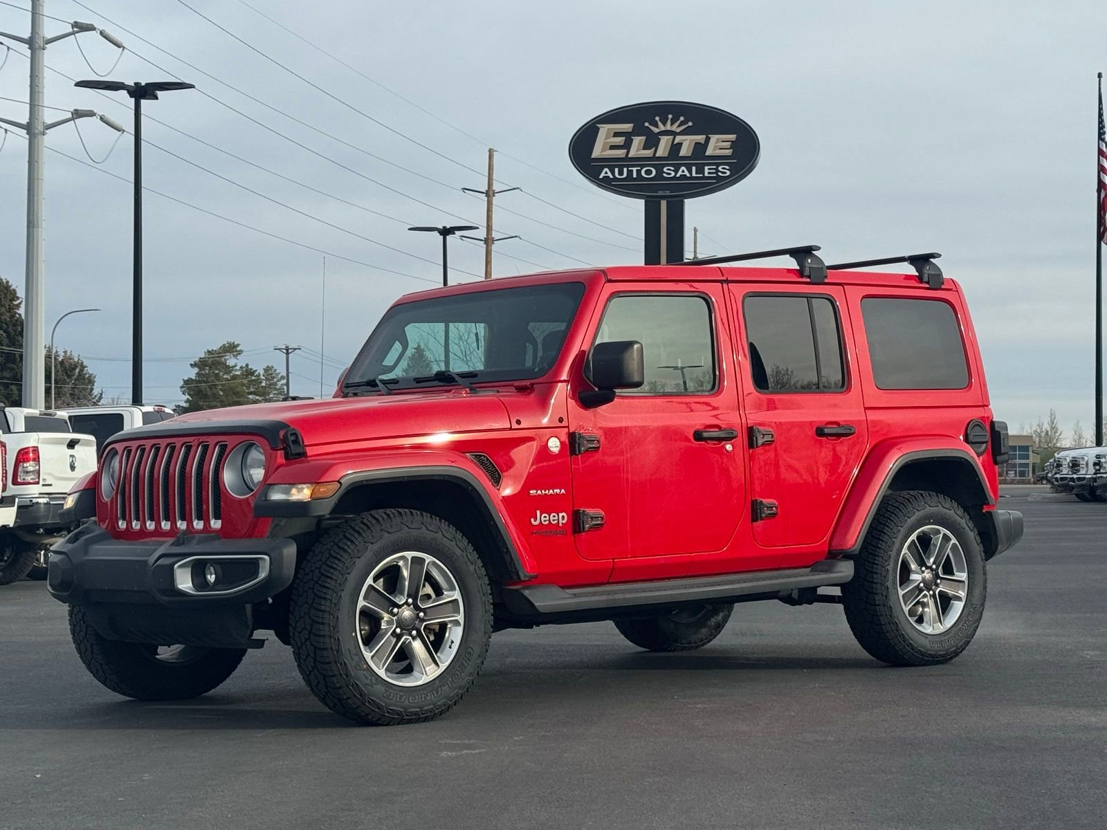 Used 2018 Jeep Wrangler Unlimited Sahara AWD/4WD image 1