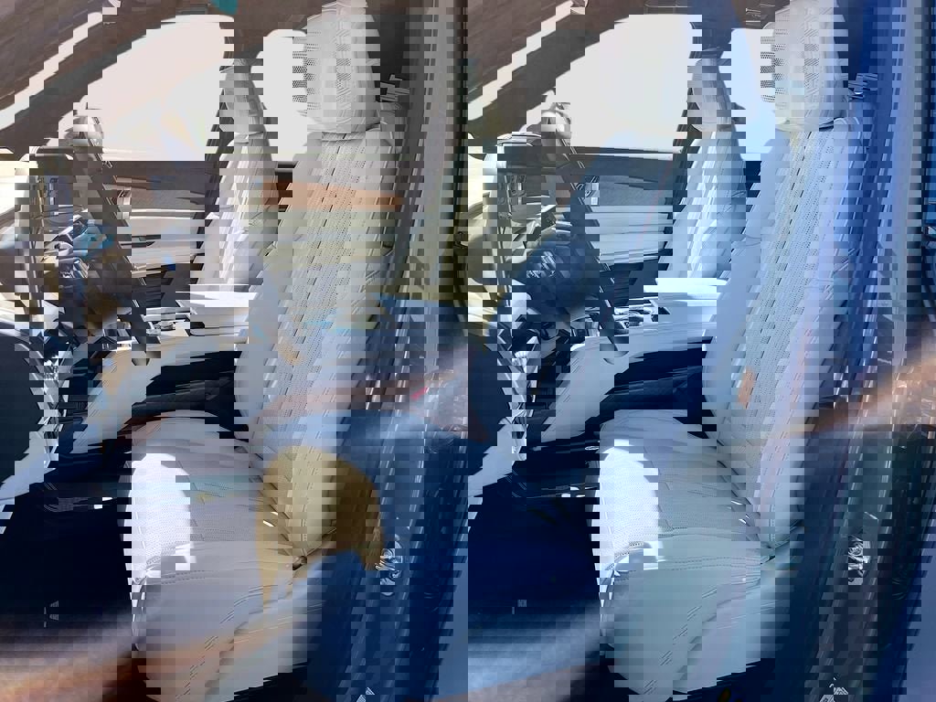 New 2026 Cadillac Vistiq Luxury image 20