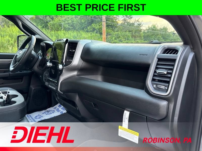 New 2026 RAM 3500 Tradesman AWD/4WD image 15