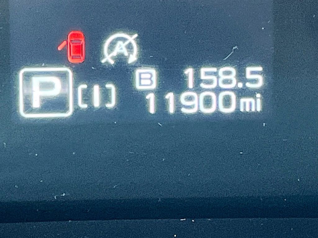 Used 2024 Subaru Impreza 2.0i Sport image 12