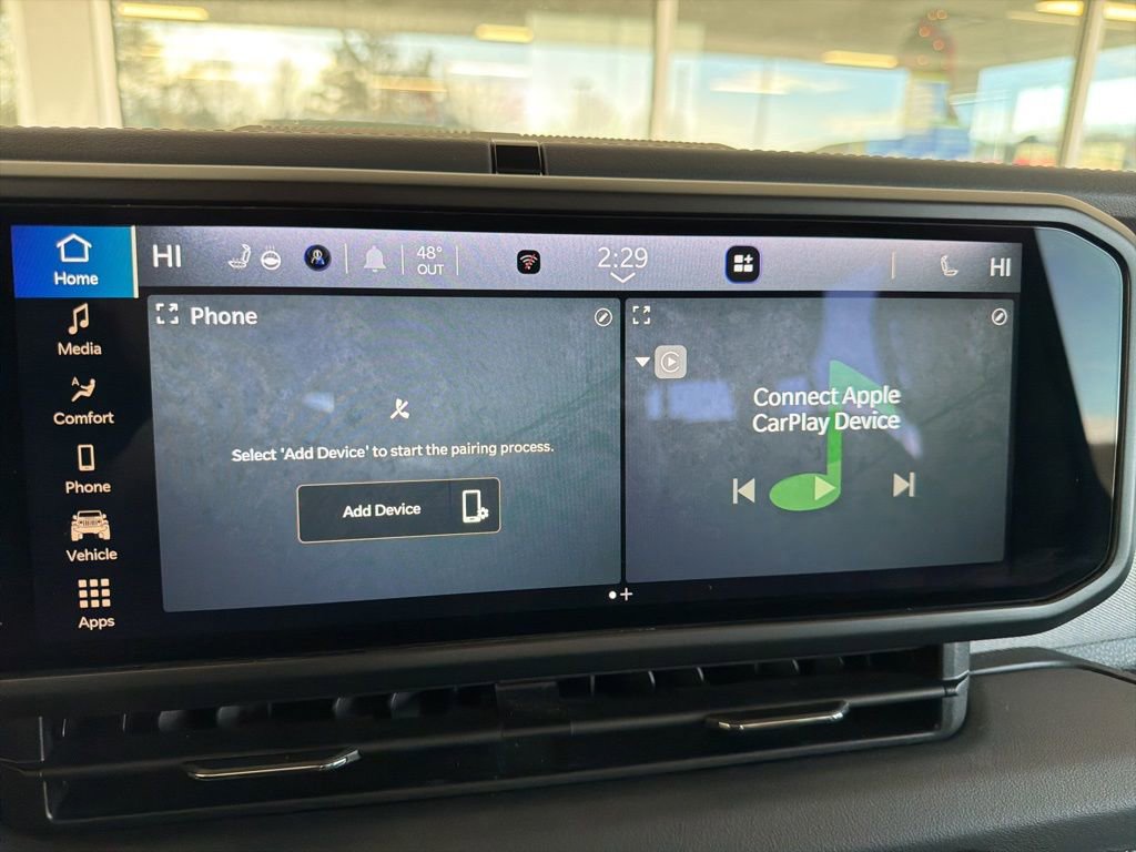 Used 2025 Jeep Wrangler Sahara image 12