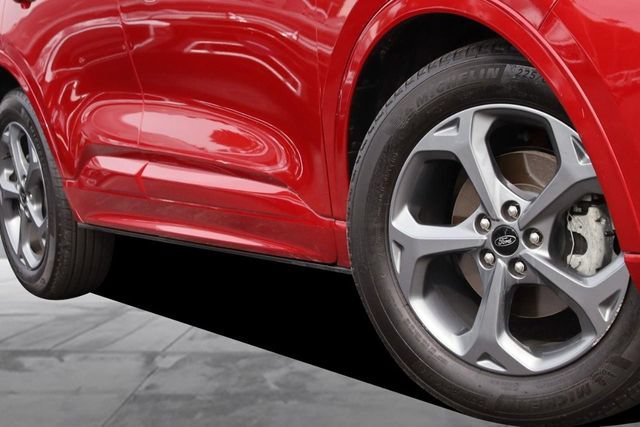 Used 2023 Ford Escape ST-Line w/ Tech Pack #1 FWD image 3