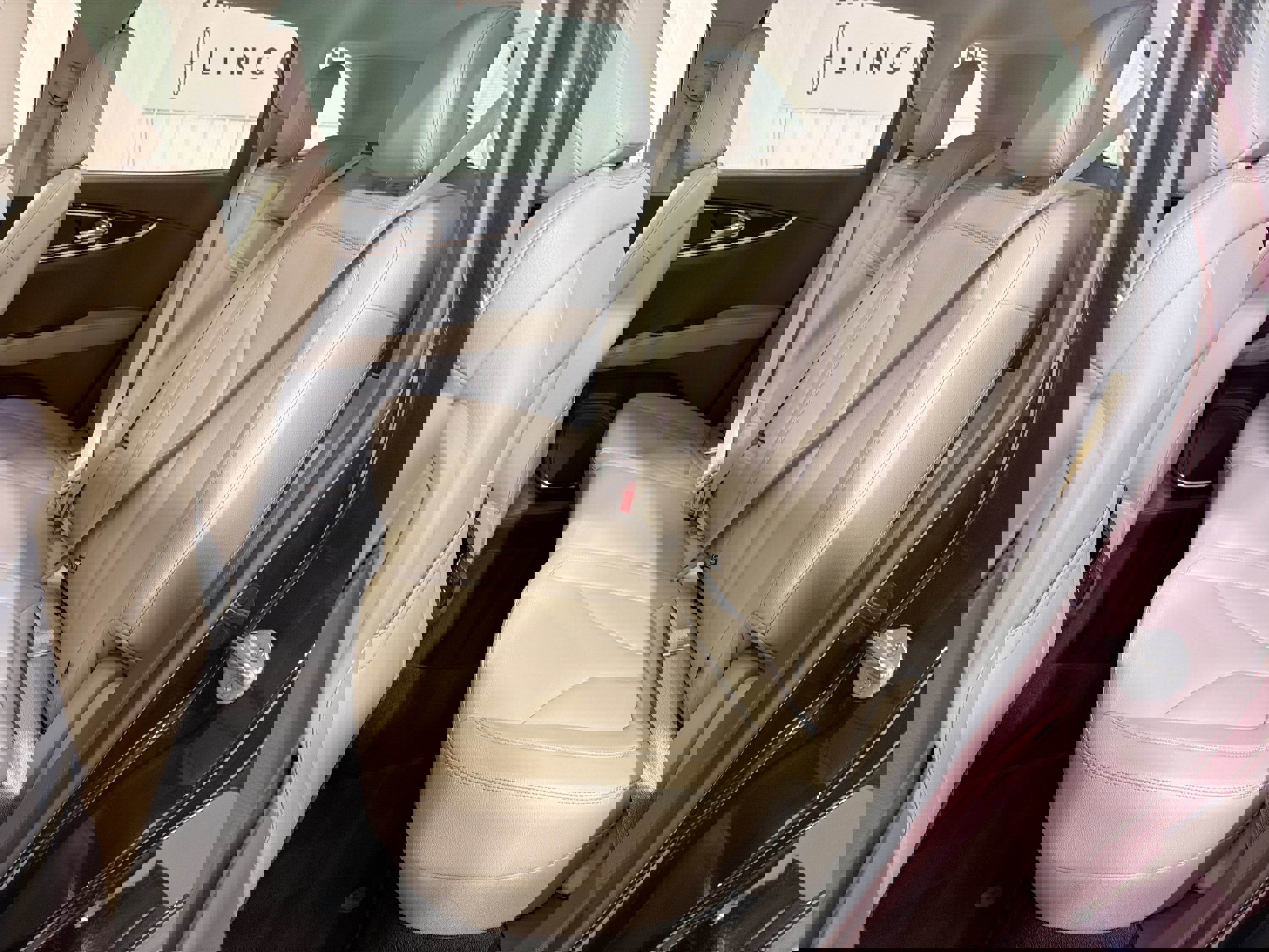 Used 2022 Lincoln Nautilus FWD image 24