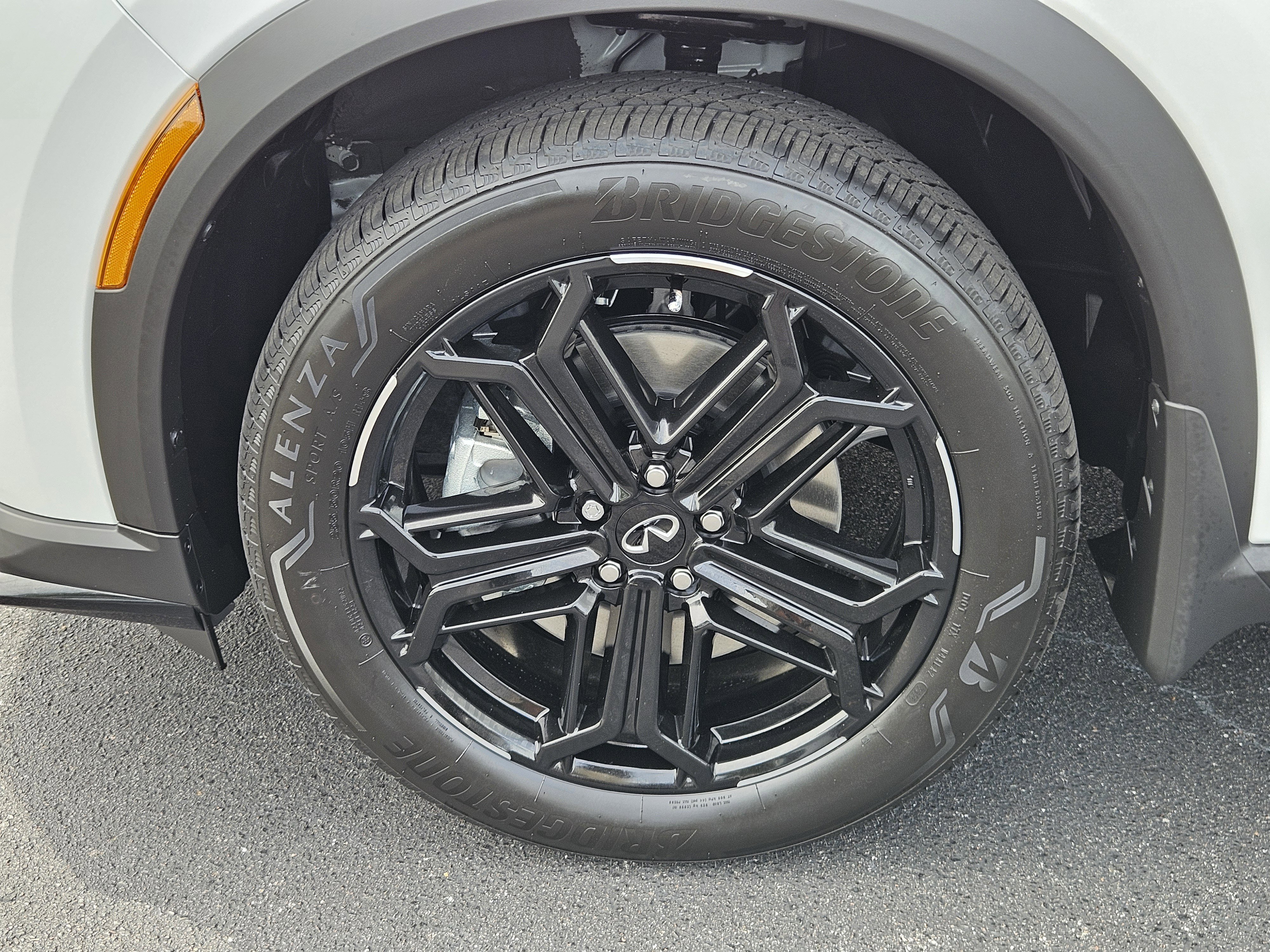 New 2026 INFINITI QX60 Luxe w/ Dark Cargo Package image 36