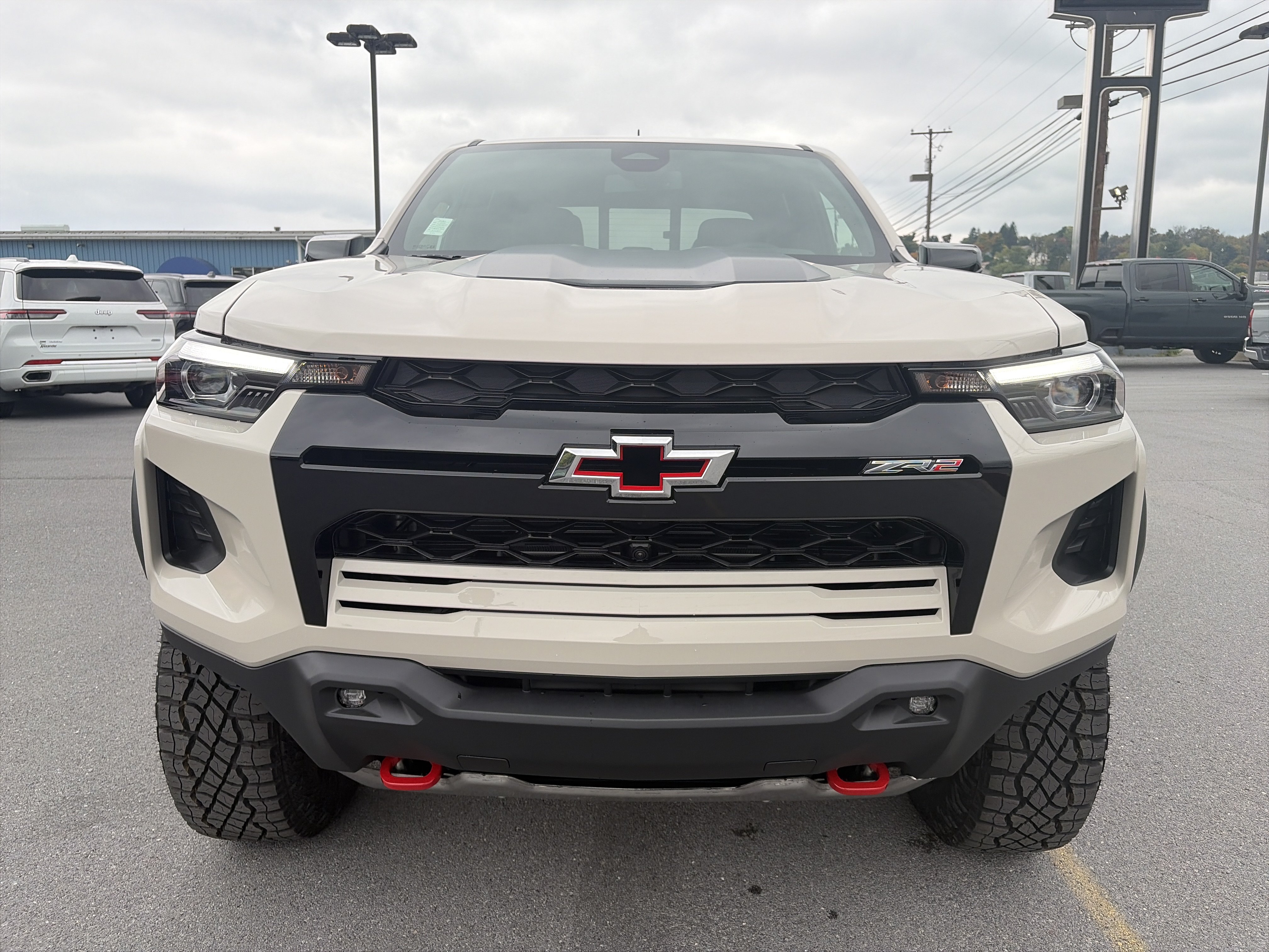 New 2026 Chevrolet Colorado ZR2 w/ Technology Package AWD/4WD image 2