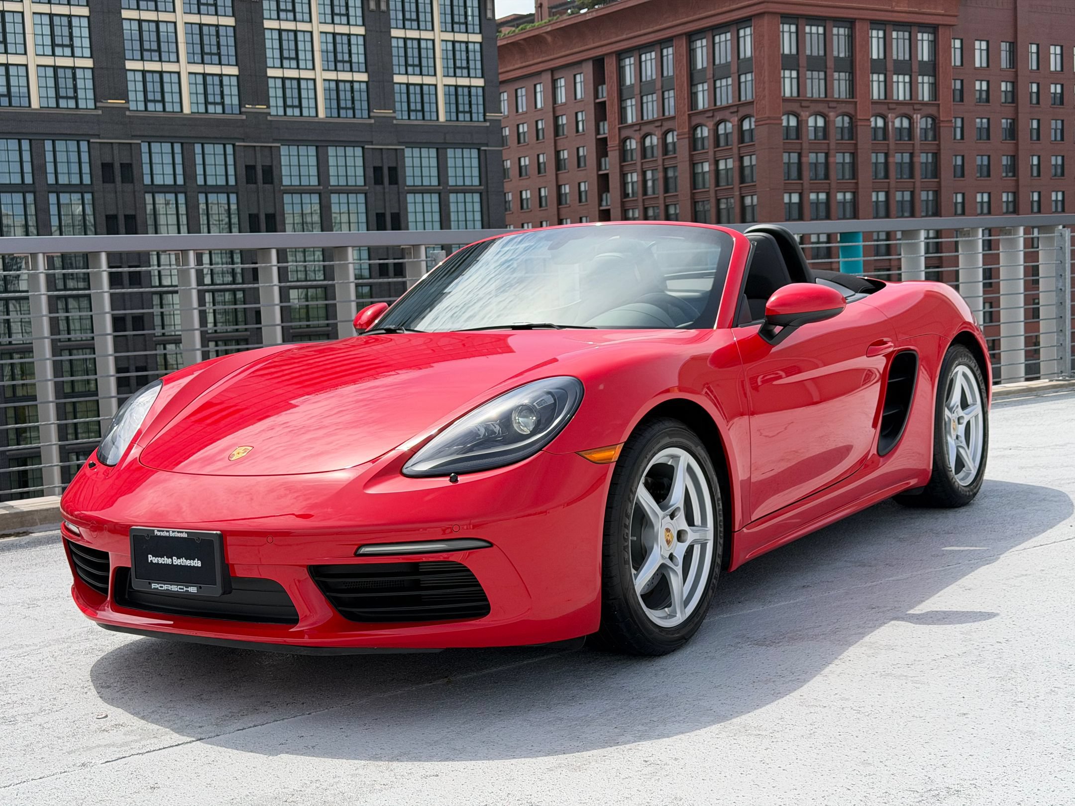 Certified 2025 Porsche 718 Boxster RWD image 1