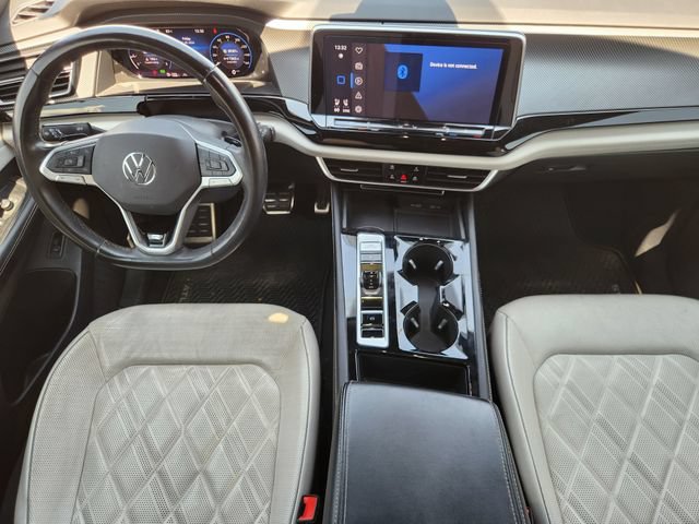 Used 2024 Volkswagen Atlas Cross Sport SEL Premium R-Line AWD/4WD image 26