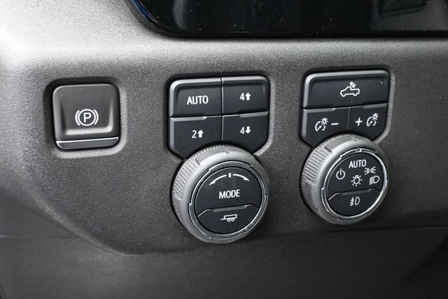 Used 2024 Chevrolet Silverado 1500 RST AWD/4WD image 26