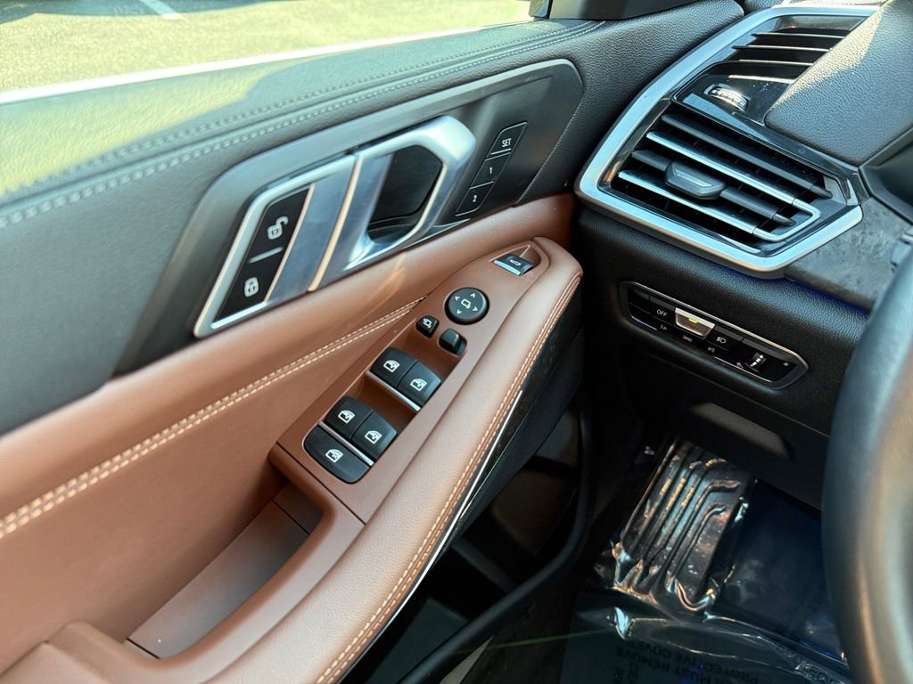 Certified 2023 BMW X5 xDrive40i w/ Premium Package image 29