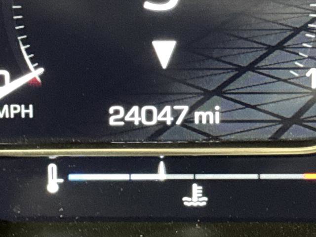 Used 2025 GMC Sierra 2500 Denali w/ Technology Package AWD/4WD image 6