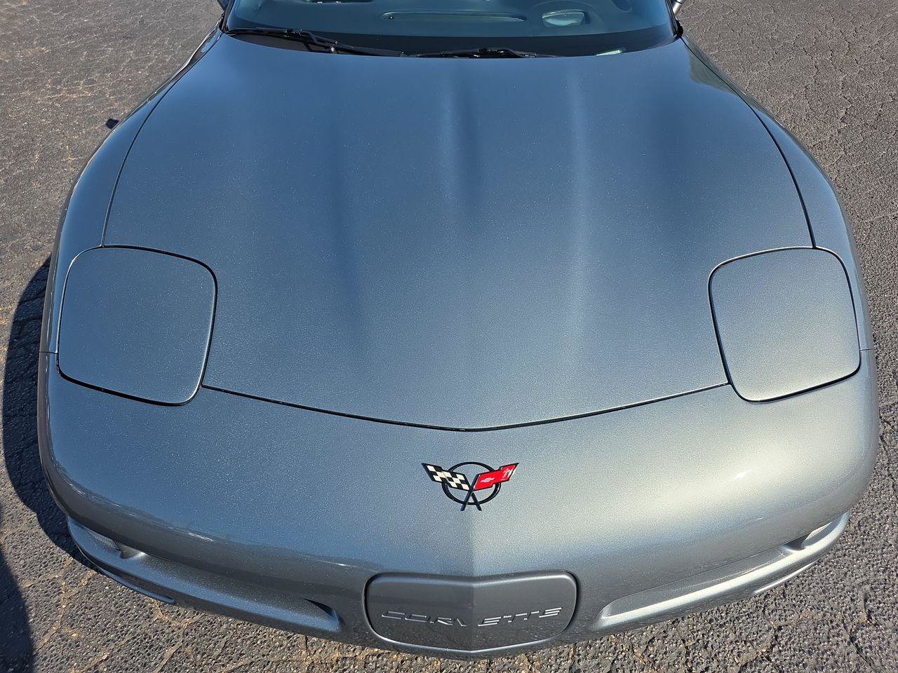 Used 2004 Chevrolet Corvette Convertible w/ Preferred Equipment Group RWD image 32