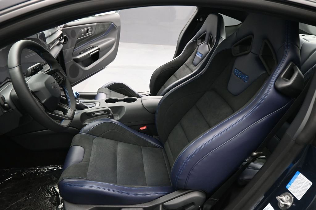 New 2026 Ford Mustang Dark Horse RWD image 9