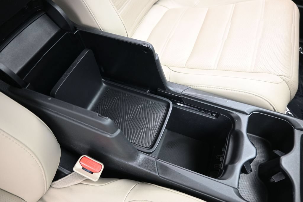 Certified 2018 Honda CR-V Touring image 38