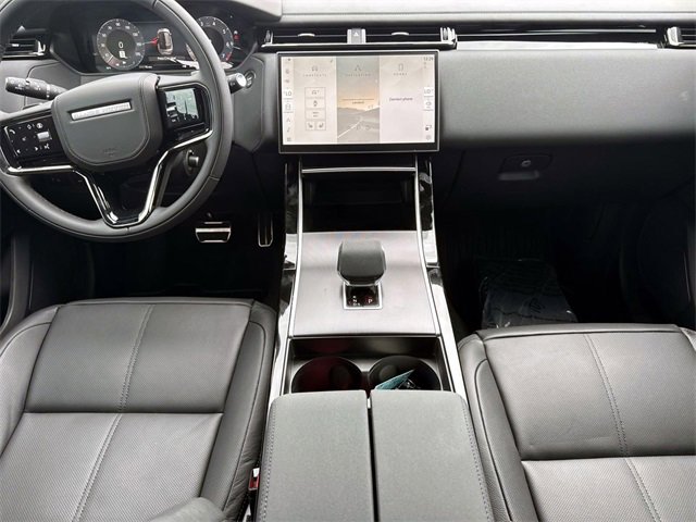 New 2026 Land Rover Range Rover Velar Dynamic SE image 13