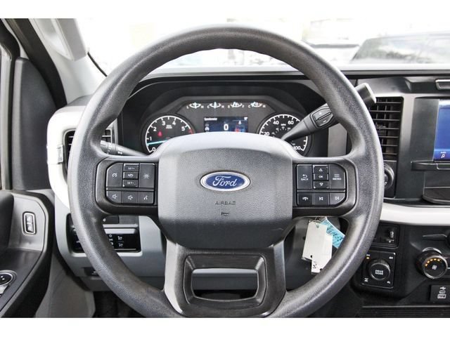 Used 2023 Ford F250 XL w/ 360-Degree Camera Package AWD/4WD image 7