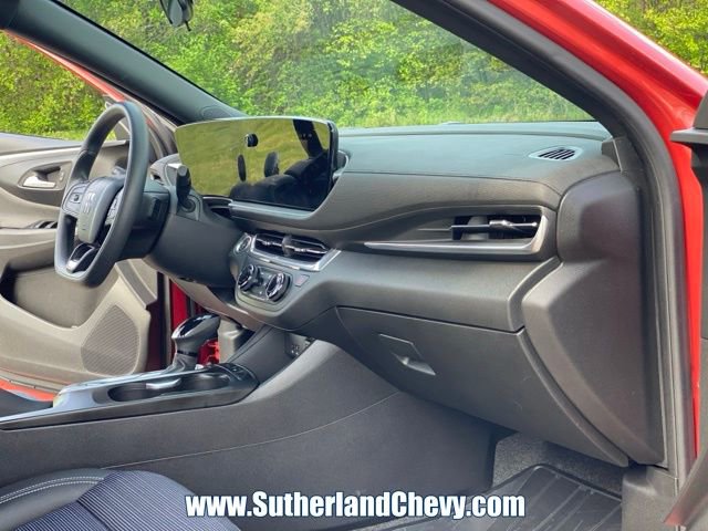 Used 2024 Buick Envista Preferred w/ Advanced Safety Package image 17