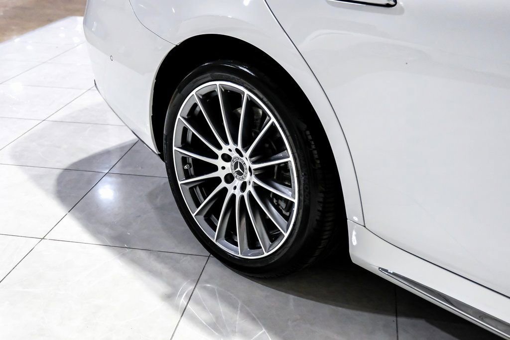 Used 2025 Mercedes-Benz S 580 4MATIC Sedan image 54