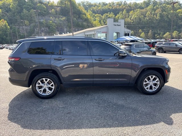 Used 2022 Jeep Grand Cherokee L Limited image 2