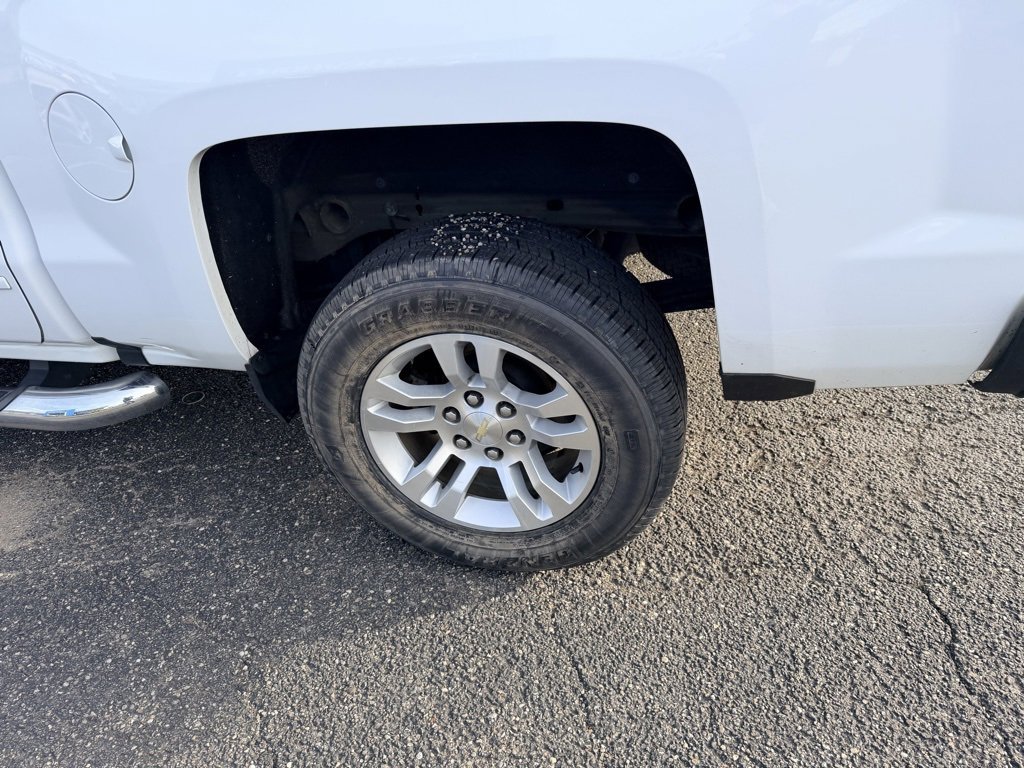 Used 2018 Chevrolet Silverado 1500 LT w/ All Star Edition image 10