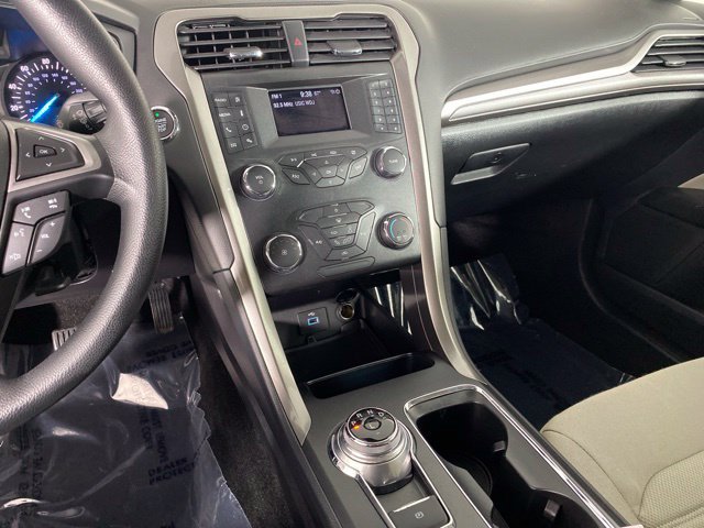 Used 2020 Ford Fusion S FWD image 28