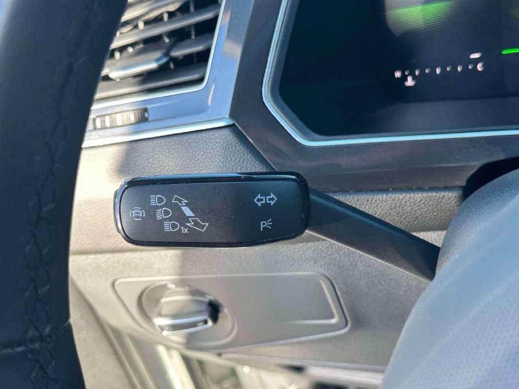 Used 2024 Volkswagen Tiguan Wolfsburg Edition FWD image 25