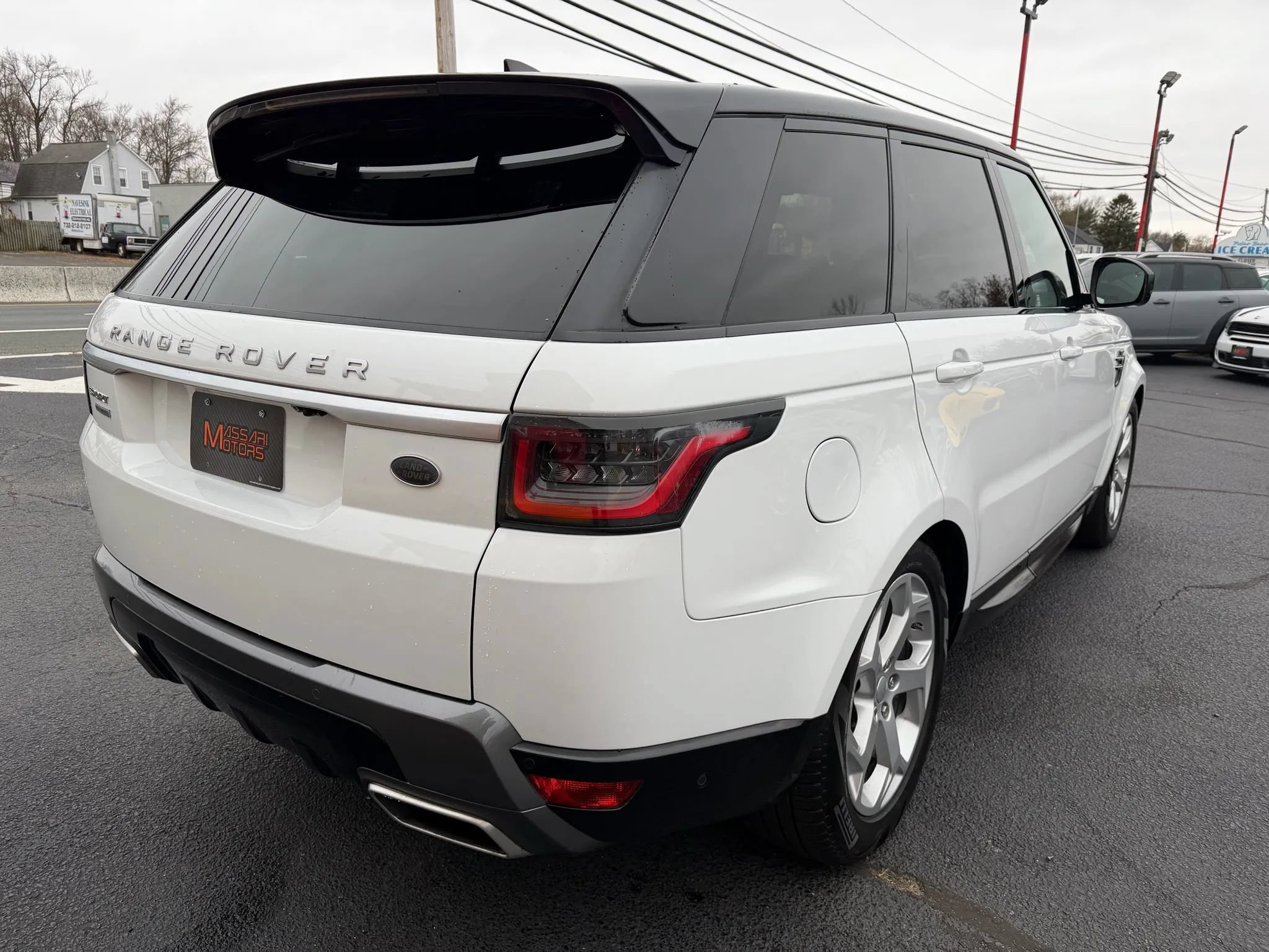 Used 2018 Land Rover Range Rover Sport Supercharged AWD/4WD image 31