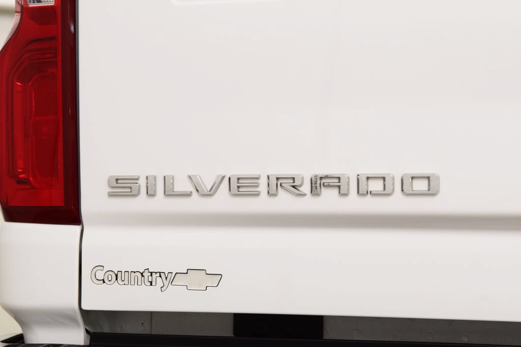 Used 2024 Chevrolet Silverado 2500 ZR2 w/ Technology Package AWD/4WD image 23