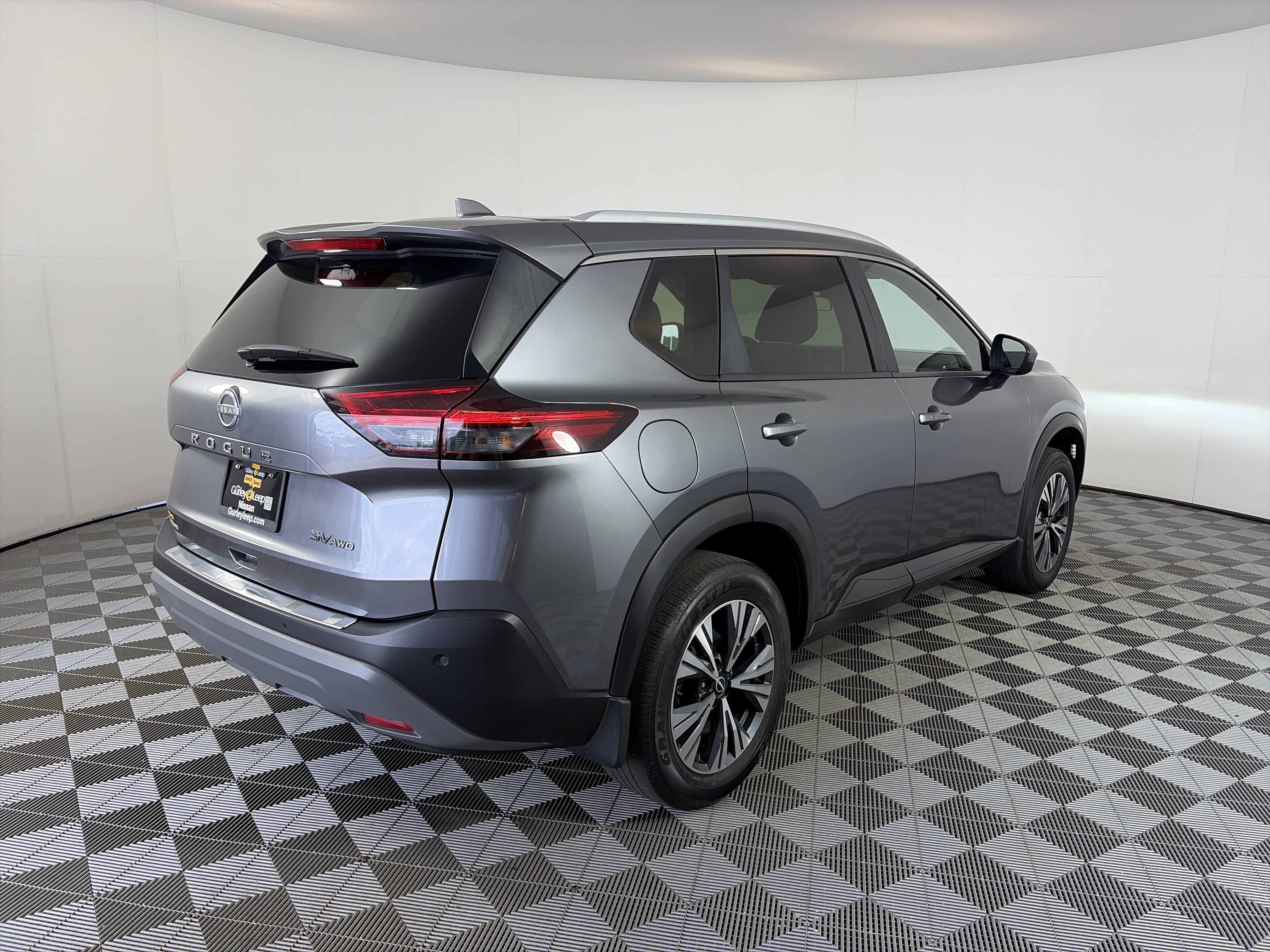 Certified 2023 Nissan Rogue SV w/ SV Premium B Package AWD/4WD image 6