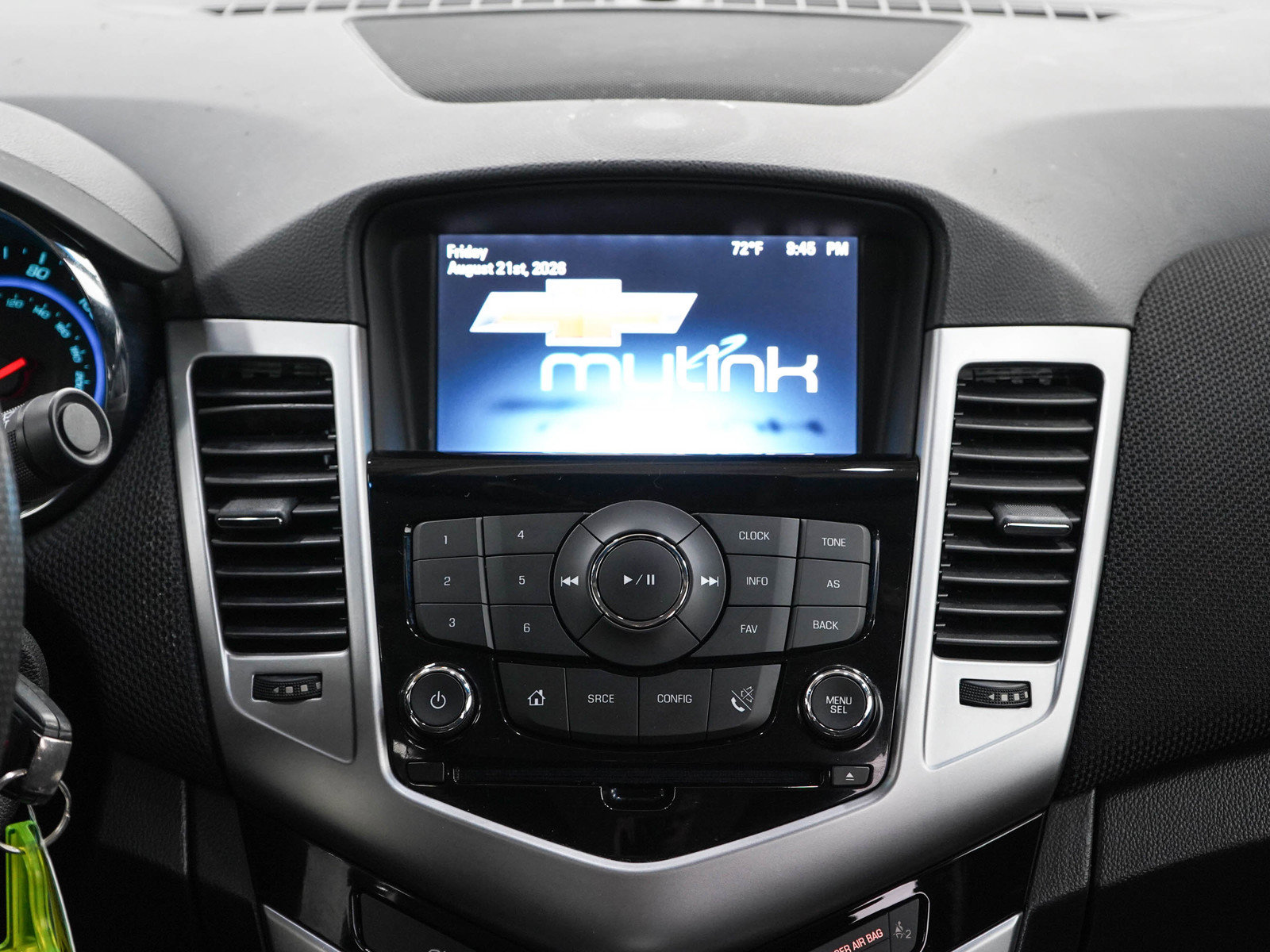 Used 2015 Chevrolet Cruze LT FWD image 15