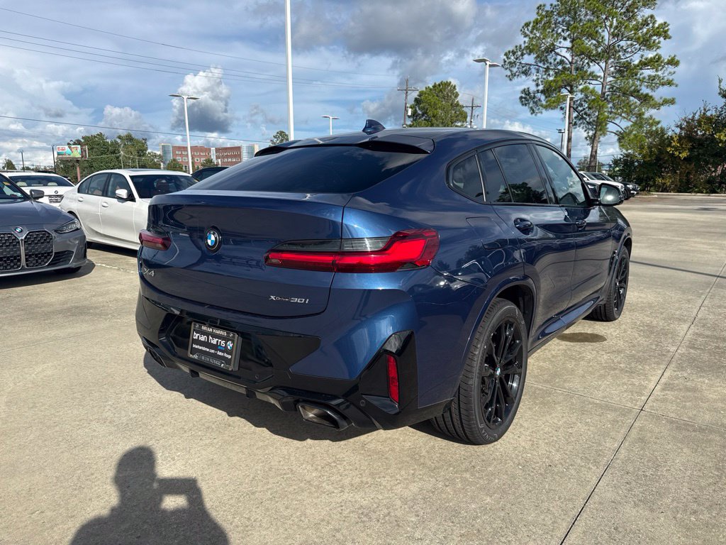 Certified 2024 BMW X4 xDrive30i w/ M Sport Package AWD/4WD image 5