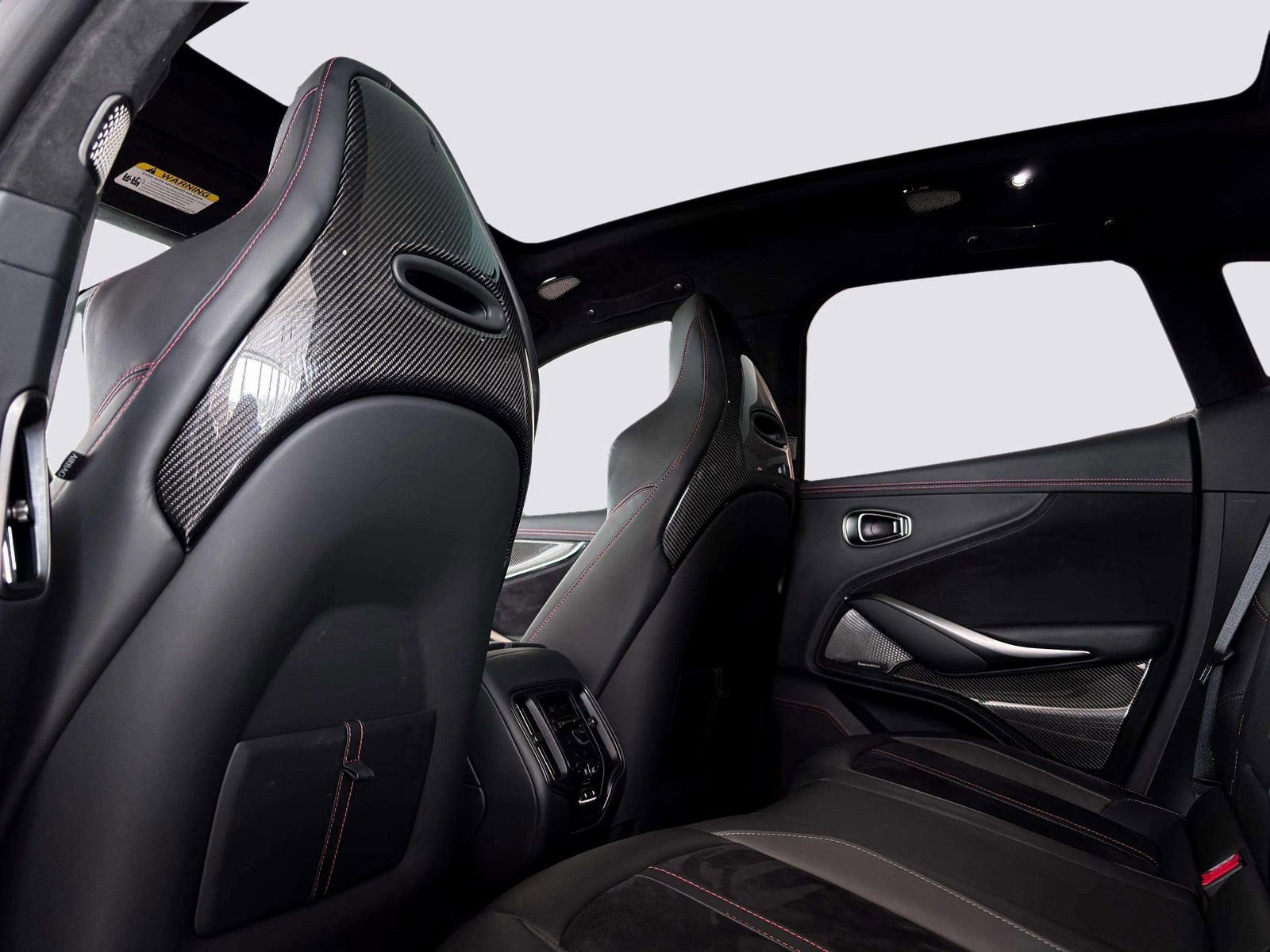 Used 2025 Aston Martin DBX 707 image 38