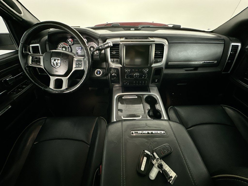 Used 2016 RAM 3500 Laramie Longhorn AWD/4WD image 10